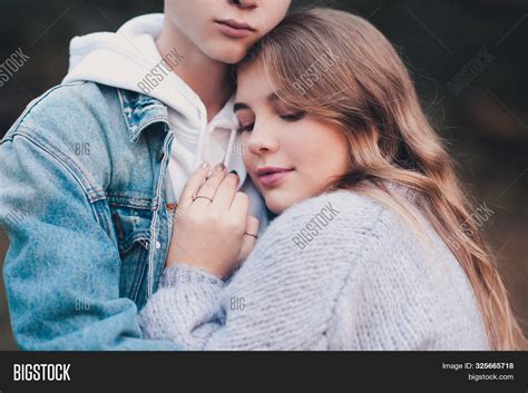 You Wont Believe This 12 Hidden Facts Of 14 Year Olds Kissing Kissing Foids 10 Years Older