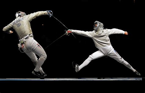 As A Workout Fencing Is An Alternative To The Gym Chicago Tribune