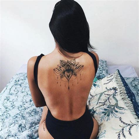 10 classy tattoos for ladies that will keep attractive as a result of the years elegant