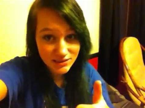 So i've been having a little problem lately. Update- My hair turned green o.o - YouTube