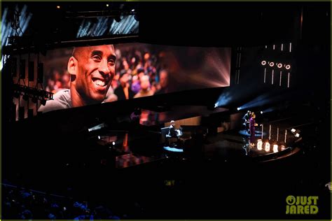 Jennifer Hudson Remembers Kobe Bryant With Nba All Star Game 2020