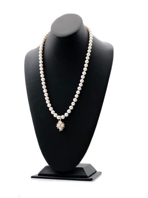 Lot 14k Yellow Gold Pearl And Diamond Pendant Necklace