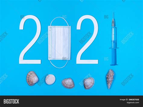 Is vaccinated complete with only one dose of vaccine? 2021 Year Vaccine Image & Photo (Free Trial) | Bigstock