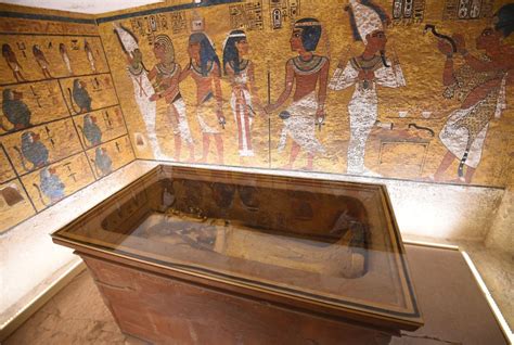 high tech radar may have just led researchers to discover nefertiti s secret burial chamber in