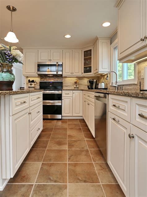 Discover inspiration for your white kitchen remodel or upgrade with ideas for storage, organization, layout and decor. Have You Ever Seen a Canterbury Kitchen? | Kitchen ...