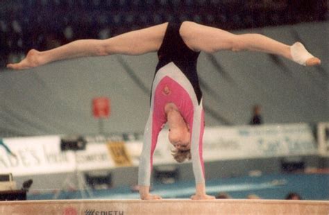 Olesya Dudnik Stuttgart 1989 Gymnastics Pictures Gymnastics Figure Skater