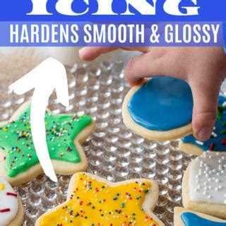 Homemade sugar cookie frosting that hardens! How to Make Sugar Cookie Icing | Best Sugar Cookie Icing ...