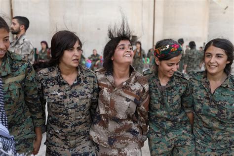 Kurdish Heroes Ypj Heroic Women Warrior Woman Female Fighter