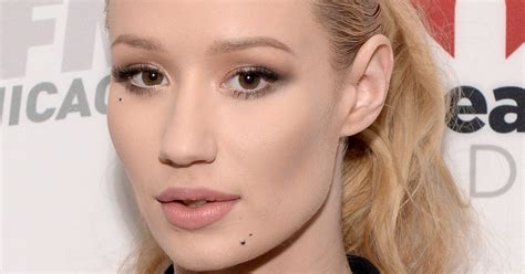 — iggy azalea (@iggyazalea) april 19, 2016. Iggy Azalea Nick Young Talk Music Not Relationship