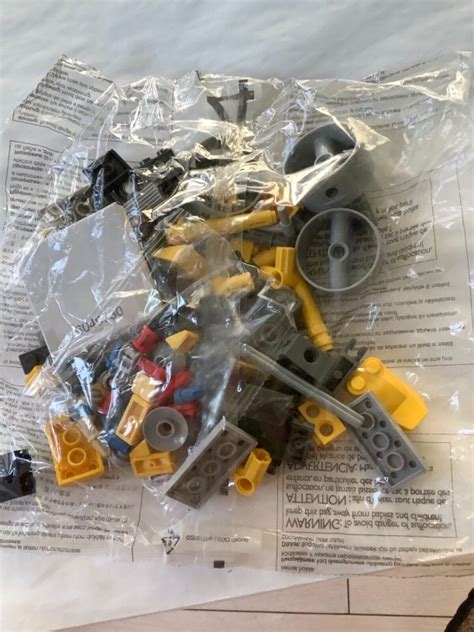 New Lego 2011 Factory Sealed 135149 Number 4 Bag W Part 6049730