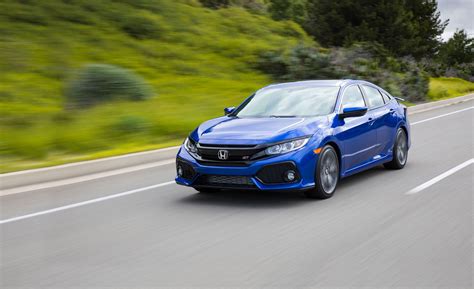 2017 Honda Civic Si First Drive Review Car And Driver