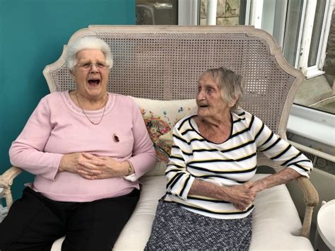 Friends Who Lost Touch Bump Into Each Other At Care Home After 70 Years