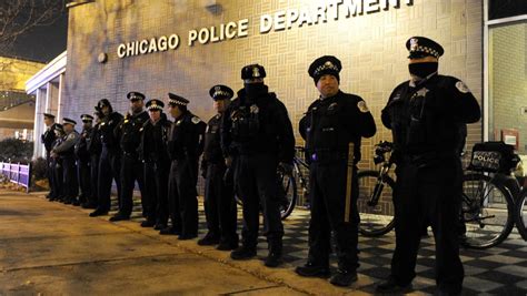 Protesters Taunt Police On Chicago Streets Amid Anger Over Teen Killing