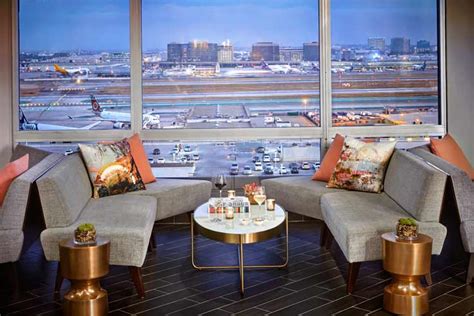 Hotel Club Lounge Near Los Angeles Airport Lax Los Angeles Airport