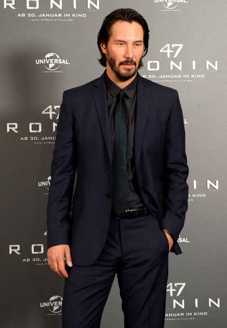 Want To Look Dashing Make Impact With These Keanu Reeves Suit Looks
