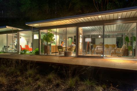 Modular Glass Guest House Modern Exterior San
