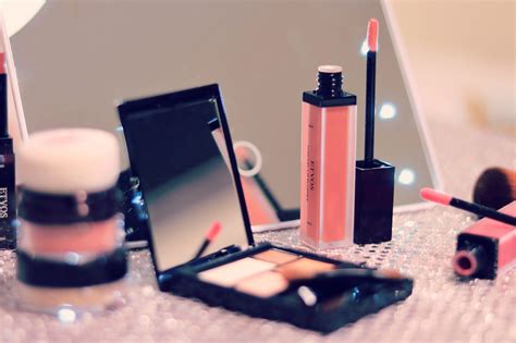 Lipstick Beauty Make Up Still Life No People Eyeshadow Candle