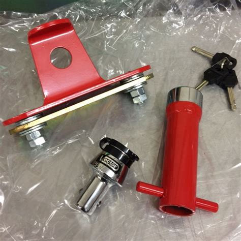 Home / how secure will my door be? PJB Secure A Door Roller Shutter Lock - Saunderson Security