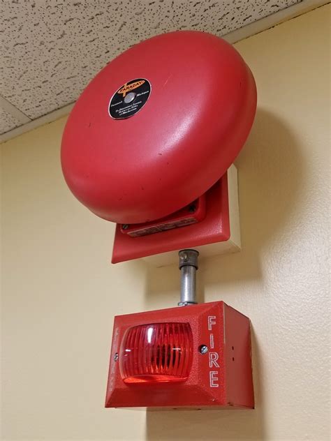 Fire Alarm Bell And Light At Johns Hopkins Hospital 01 Flickr