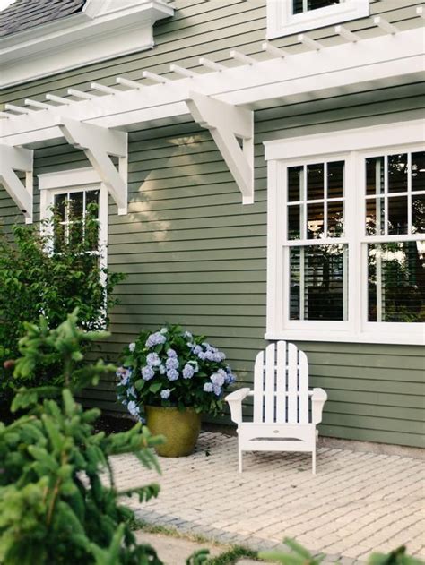 25 Inspiring Exterior House Paint Color Ideas Best Sage Green Exterior