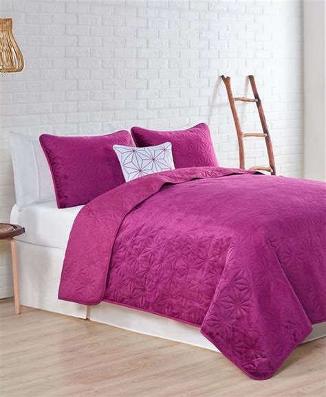 Vcny Home Solid Velvet 3 Pc Fullqueen Quilt Set And Reviews Quilts And Bedspreads Bed And Bath