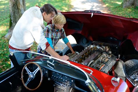 Do These 5 Car Maintenance Tasks And Keep Your Car On The Road Forever