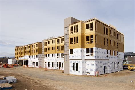 Pinkard Construction Tops Out Lowry Apartments At Boulevard One