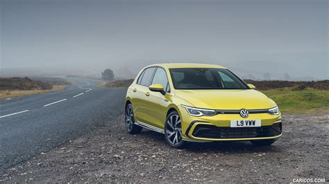 2021 Volkswagen Golf R Line Uk Spec Front Three Quarter