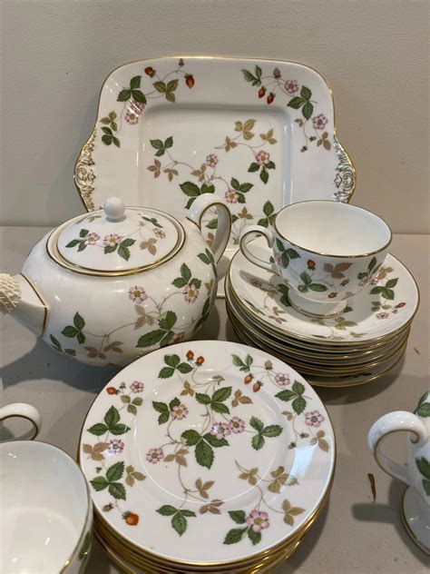 Lot A Wedgwood Wild Strawberry Tea Service For Seven