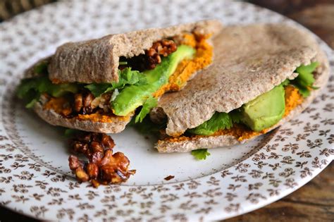This recipe is very simple to prepare and easy to store and reheat. Back to work recipe: wholemeal pitta breads for your sandwiches (plus red pepper hummus and ...
