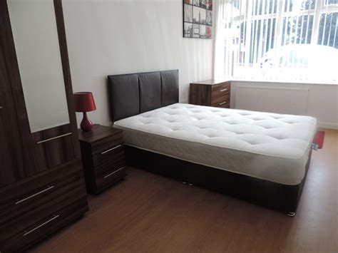 Av Now Immaculate Bedroom With Own En Suite Room To Rent From Spareroom