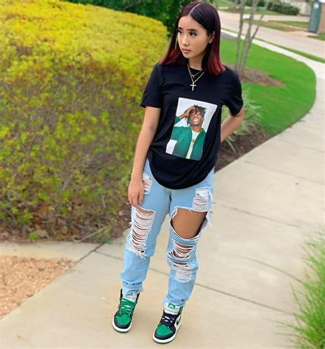 Carti i wanna go to pluto. madeline li