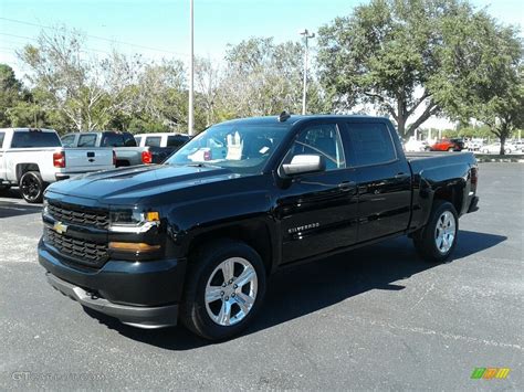 2018 Black Chevrolet Silverado 1500 Custom Crew Cab 123489782 Photo