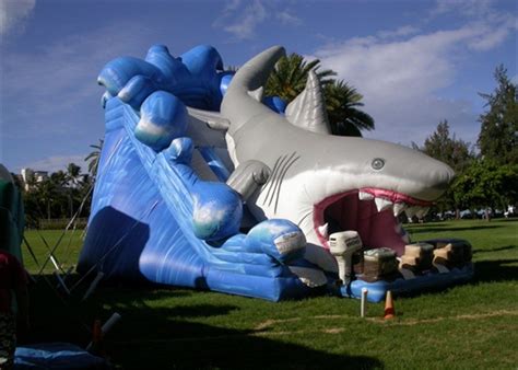 Giant M Length Outdoor Commercial Inflatable Shark Slide For Players