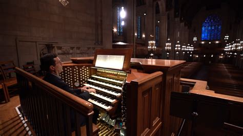 Largest Pipe Organ In Chicago Creates Surround Sound Effect