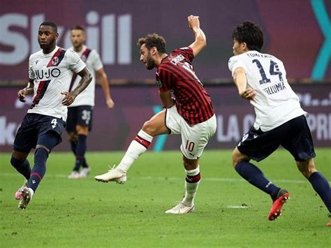 Juve are now a point outside the top four with three games left, which includes a home game against this season's champions inter milan. Serie A 2020/2021: Prediksi Line-up AC Milan vs Bologna ...