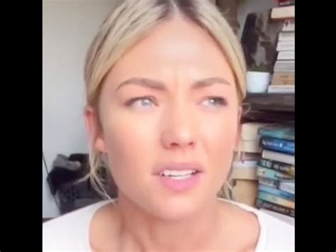 ‘she’s Trying To Victimise Herself’ Abbie Chatfield Unleashes On Sam Frost Au