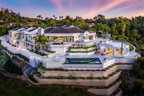 Live Large In This Sprawling Hillside Estate In California Listed For