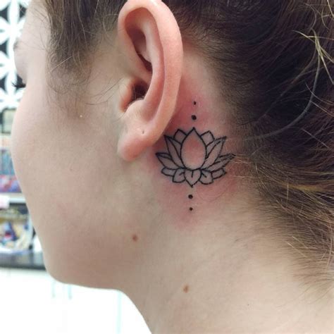 If you want a behind the ear tattoo, then you came to the right place. 80 Best Behind the Ear Tattoo Designs & Meanings - Nice ...