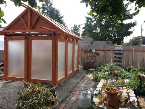 Build A Glass Greenhouse From Solar Glass The Re Store