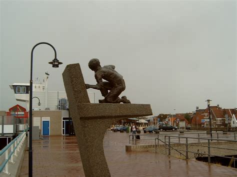 Hans Brinker Statue Harlingen That S Harlingen Friesland Flickr