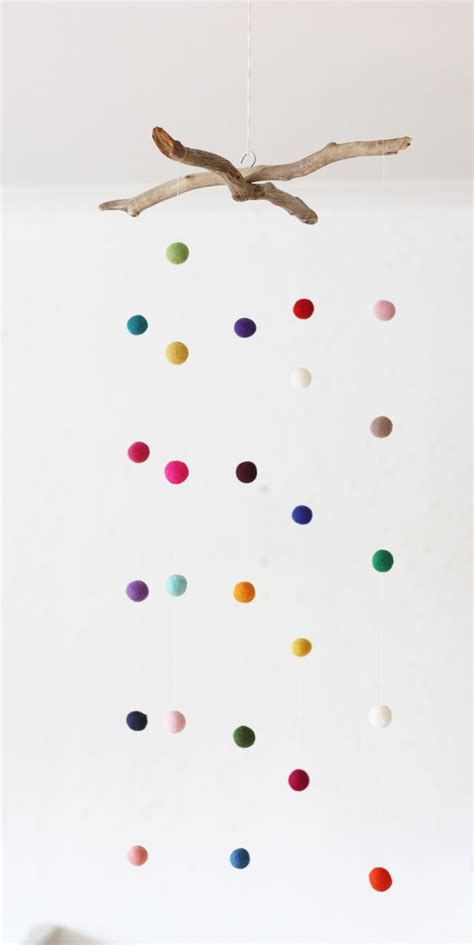 It's a challenge but also pretty rewarding. How To Make A Baby Mobile - Cute And Colorful Ideas | Felt ...