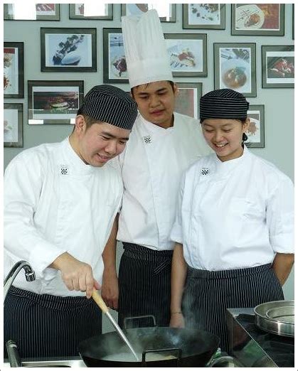 Culinary school, chef training, plating, cake baking and decorating, catering, culinary art, continental and african cuisine. 金厨烹饪厨艺学院 GOLDEN CHEF CULINARY ACADEMY | jacgy & cynthia