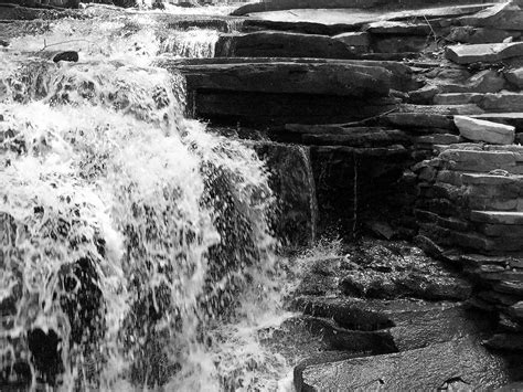 Rainbow Falls Detail A Lower Section Of The Falls At Tro Flickr