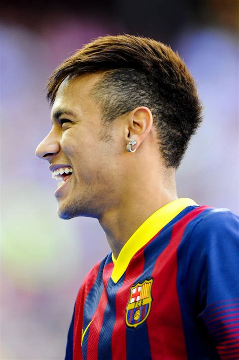 Neymar - Neymar Photos - Neymar Unveiled as New FC Barcelona Player