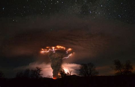 Pic Fire Lightning Tornado Woahdude