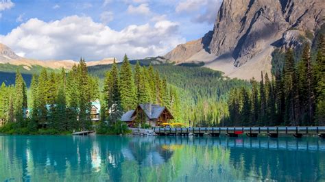 10 Of The Most Beautiful Lakes In The Canadian Rockies Rocky Mountaineer