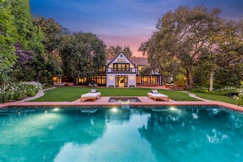 Celebrity Homes In Pacific Palisades