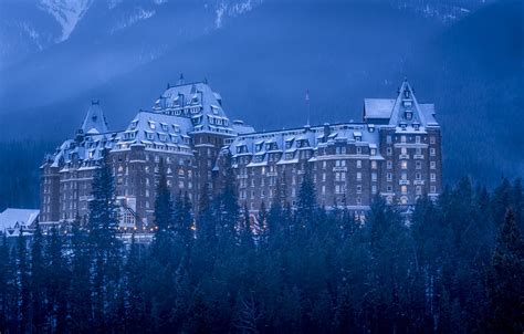 Fairmont Banff Springs Hotel In Banff National Park Photograph By Yves