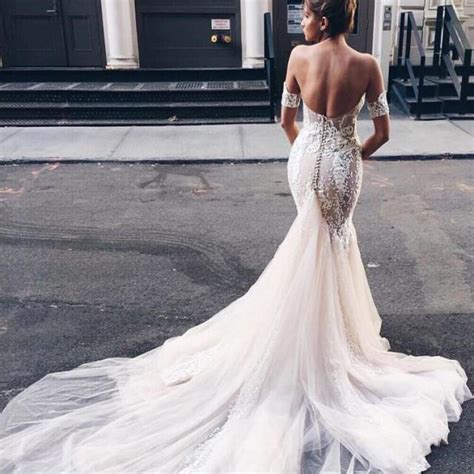 Sweetheart Open Back Watteau Train Mermaid Wedding Dress With White Lace Detachable Short